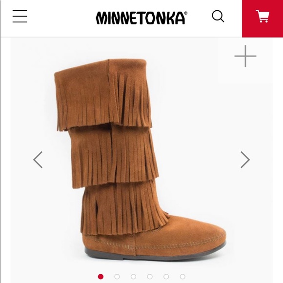 Minnetonka 3 Layer Fringe Boot - Picture 11 of 12